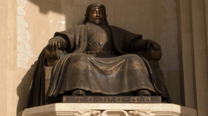 Patung publik monumental Genghis Khan.