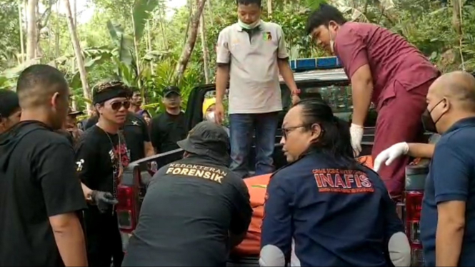Jenazah Siti Fatimah, korban pembunuhan Wowon Cs dibawa ke Jakarta