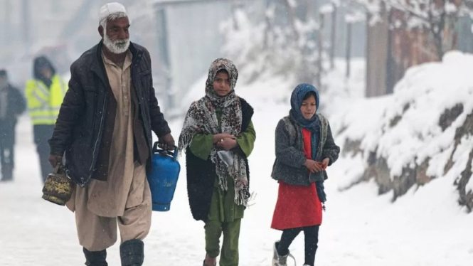 Alami Suhu Dingin yang Ekstrem di Afghanistan.