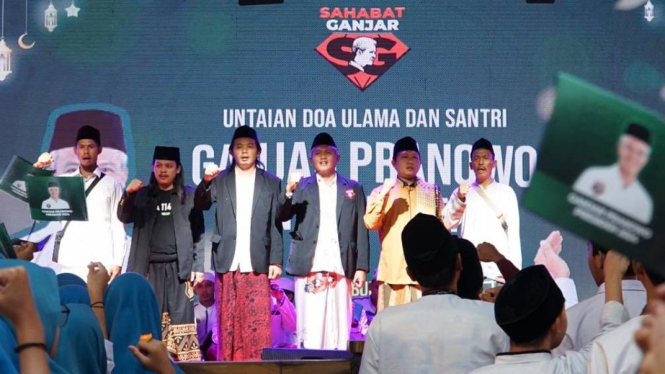 Relawan Ganjar gelar doa bersama di Kebumen, Jawa Tengah.