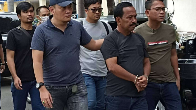 Samanhudi eks Wali Kota Blitar ditangkap aparat Polda Jatim.