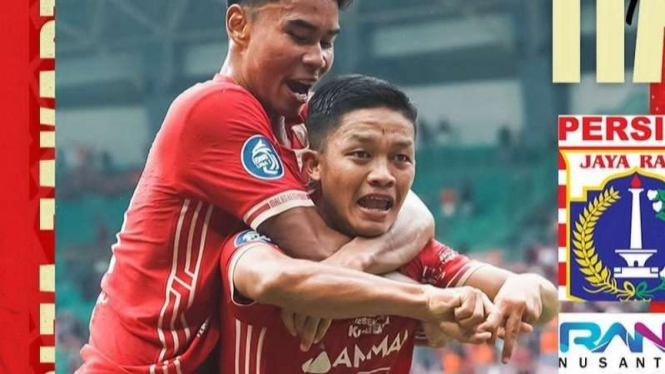Pemain Persija Jakarta rayakan gol Rio Fahmi