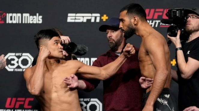 Jeka Saragih vs Anshul Jubi di Road to UFC