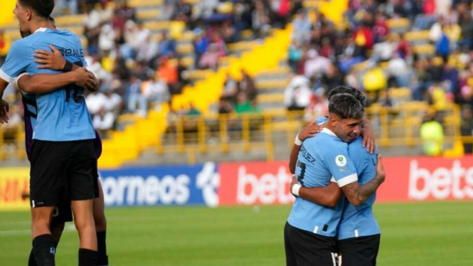 Pemain Timnas Uruguay U-20 rayakan gol