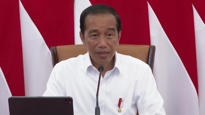 Presiden Jokowi beri keterangan pers di Istana Merdeka Jakarta