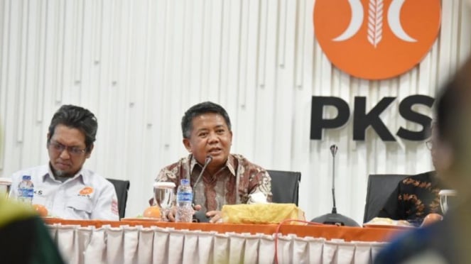 Vicepresidente del Consejo del PKS Sohibul Iman
