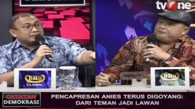 Wasekjen Nasdem Hermawi Taslim (kanan) dalam Catatan Demokrasi tvOne.