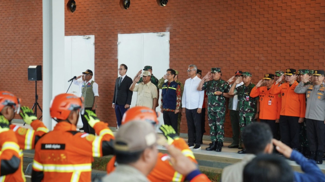 VIVA Militer: Menhan RI Prabowo Subianto lepas bantuan untuk Turki