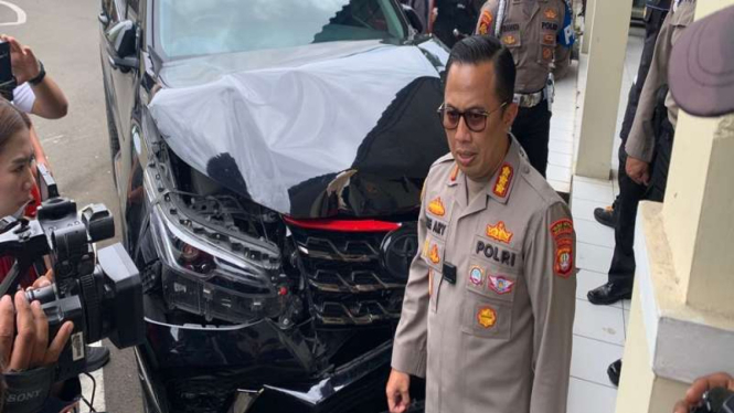 Mobil fortuner yang menabrakan ke Brio