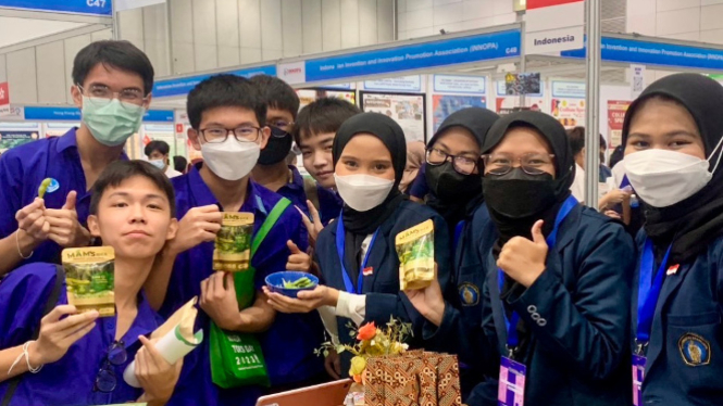  Mahasiswa UB Raih Medali Emas di Thailand Inventor’s Day