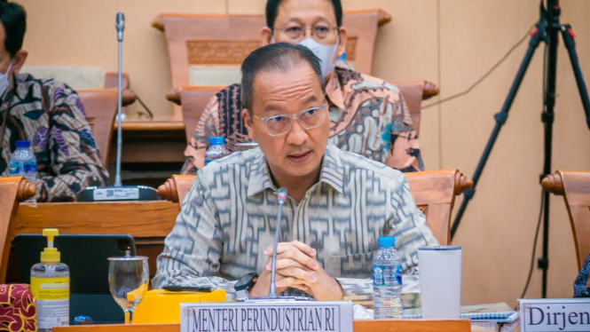 Menteri Perindustrian, Agus Gumiwang Kartasasmita