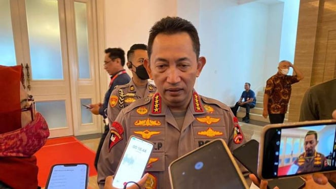 Kapolri Naikkan Pangkat 69 Personel Polri, 6 Kombes Jadi Jenderal