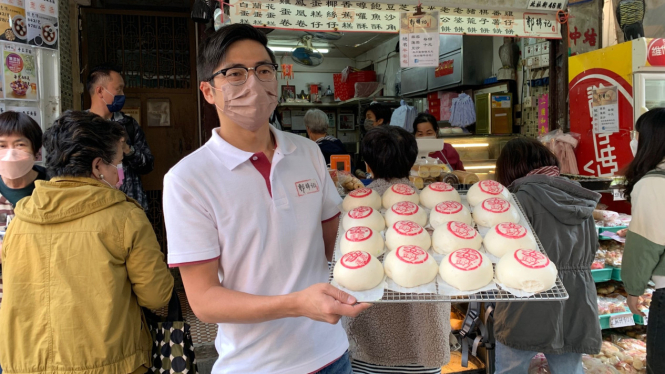 Bakpao legendaris di Cheung Chau, Hong Kong.