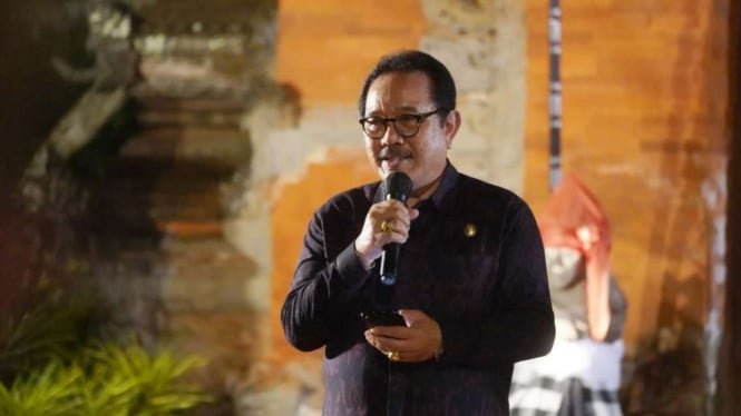 Wakil Gubernur Tjokorda Oka Artha Ardhana Sukawati atau Tjok Ace