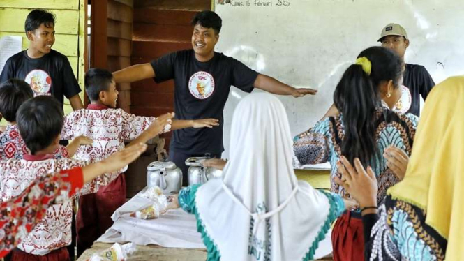 Relawan Ganjar menggagas program 'Peduli Pendidikan Tertinggal dan Terpencil'