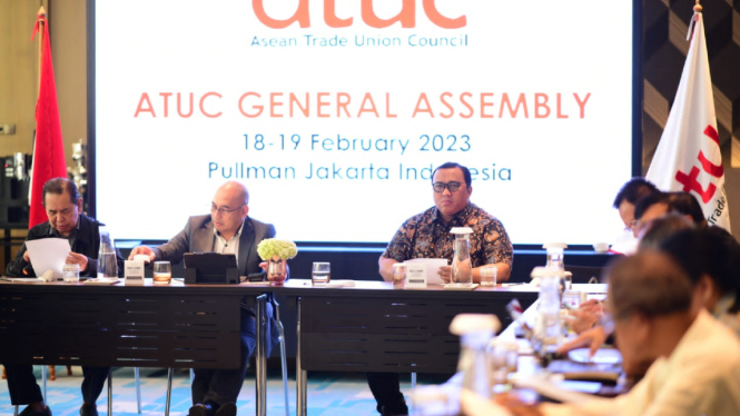 Presiden Konfederasi Serikat Pekerja Seluruh Indonesia (KSPSI) Andi Gani Nena Wea terpilih menjadi Presiden Asean Trade Union Council (ATUC) 2023-2026.