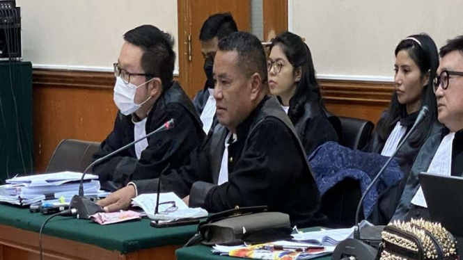 Tim penasehat hukum Teddy Minahasa