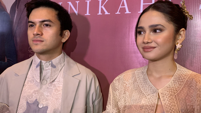 Rizky Nazar dan Syifa Hadju pada konferensi pers film Bismillah Kunikahi Suamimu