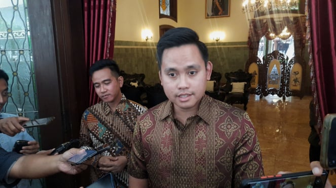 Bupati Kendal Dico Ganinduto bertemu dengan Wali Kota Solo Gibran Rakabuming.