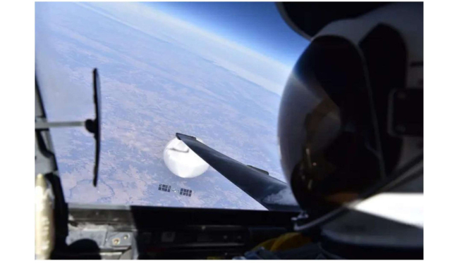 Pentagon merilis pilot jet tempur siluman AS lagi selfie sebelum menembak jatuh balon mata-mata China.