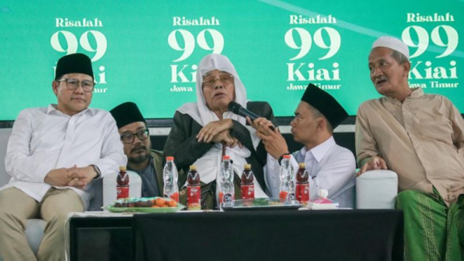 Ketum PKB Muhaimin Iskandar alias Cak Imin bersama Kiai Nurul Huda Jazuli