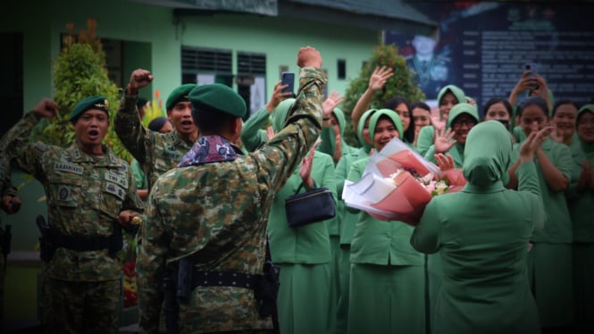 VIVA Militer: Pelepasan Kolonel Inf Bagus di Markas Brigif PR 18 Trisula Kostrad