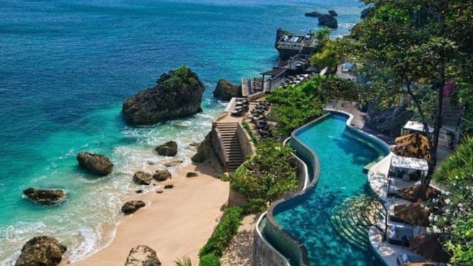 ilustrasi hotel dan resort di Bali