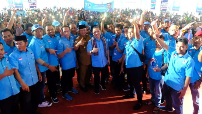 Ketum Partai Gelora Anis Matta Konsolidasi di Sulawesi Barat