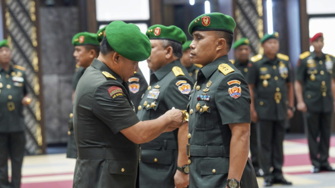 VIVA Militer: Jenderal TNI Dudung Abdurachman Lantik Asintel dan Aslog Kasad