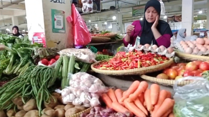 Harga bahan kebutuhan pokok mulai naik di pasar Pagi Kota Cirebon
