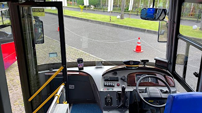 VIVA Otomotif: Ilustrasi bus yang dibekali dengan teknologi keselamatan terbaru.