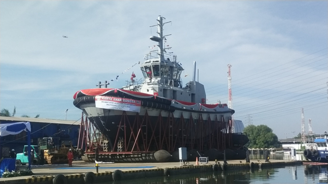 VIVA Militer: TNI AL diperkuat dua Harboar Tug Boat buatan Industri Dalam Negeri