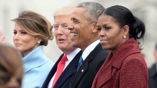 Melanie trump, Donald Trump, Barack Obama dan Michelle Obama saat pelantikan