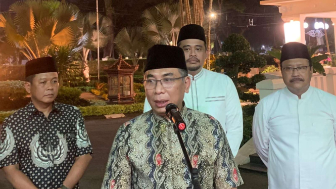 Ketua Umum PBNU, Yahya Cholil Tsaquf saat berkunjung ke rumah dinas Wali Kota Medan Muhammad Bobby Afif Nasution.