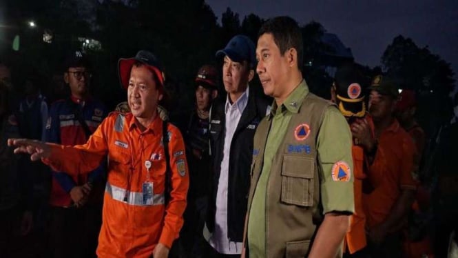 Kepala BNPB Letjen TNI Suharyanto datangi lokasi longsor di Bogor, Jabar.