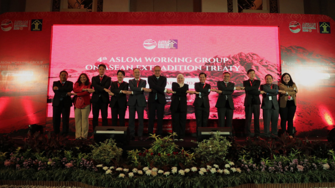 The 4th ASLOM Working Group Meeting on The ASEAN Extradition Treaty di Denpasar