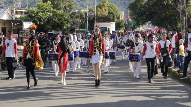 Karnaval tema budaya Indonesia