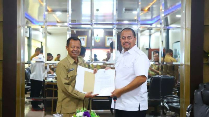  Penyerahan SK Gubernur Sumut penetapan venue PON 2024
