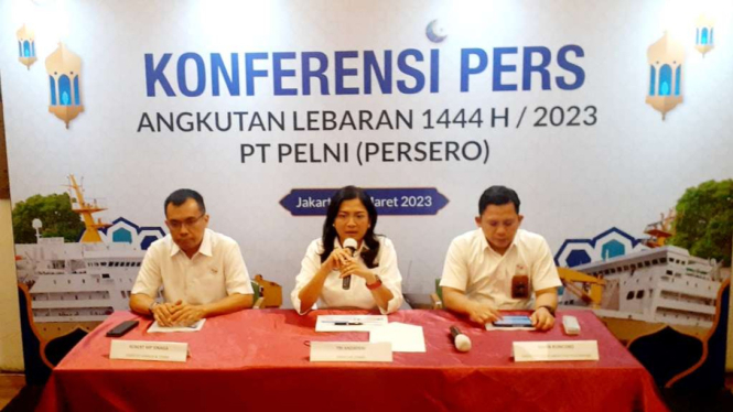 Direktur Utama PT Pelni Tri Andayani berbicara kepada pers tentang rencana angkutan Lebaran di kawasan Menteng, Jakarta Pusat, Senin, 27 Maret 2023.