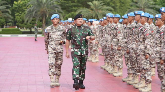 VIVA Militer: Panglima TNI Laksamana TNI Yudo Margono lepas Satgas BGC Konga 