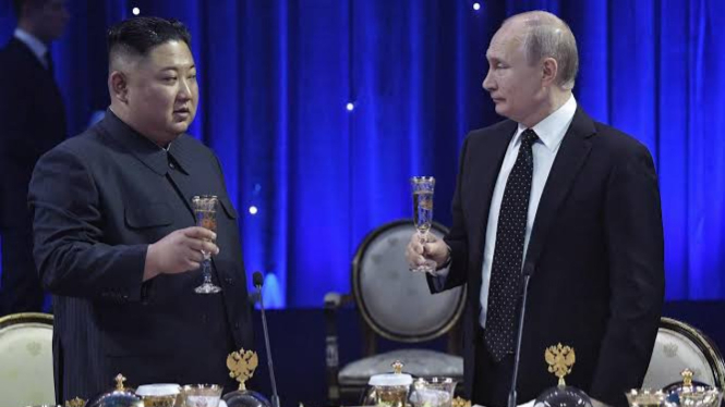 VIVA Militer: Presiden Vladimir Putin dan Kim Jong-un