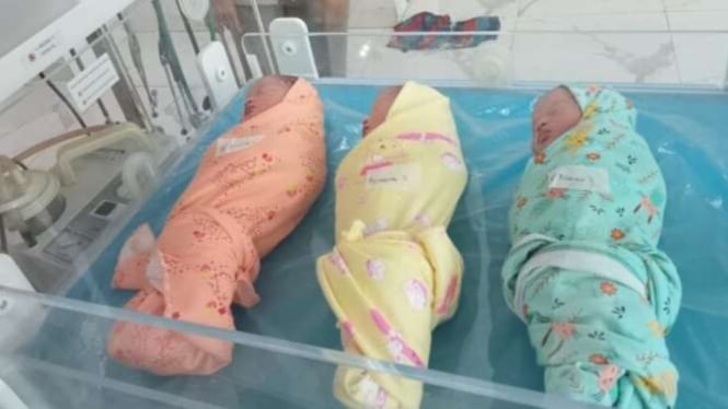 Tiga Bayi kembar di Rumah Sakit Bhayangkara Mohamad Hasan Palembang