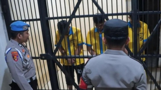 Tiga Oknum Polisi yang aniaya pemuda di Mamuju Tengah Sulbar ditahan Propam