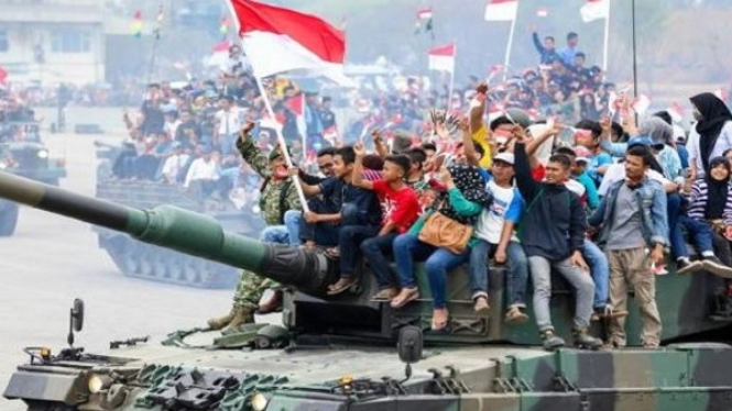 Ilustrasi TNI dan Raktyat (Foto/Antara)