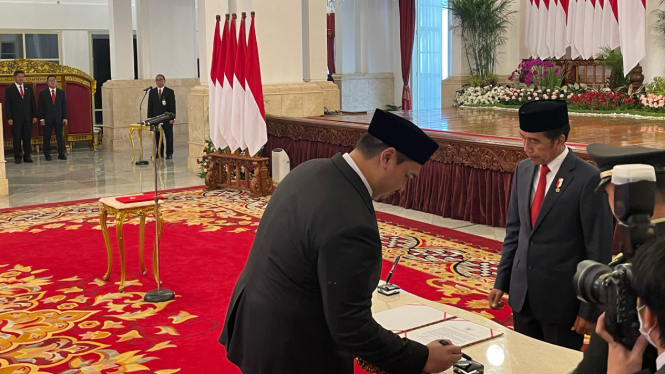 Jokowi lantik Dito Ariotedjo sebagai Menpora