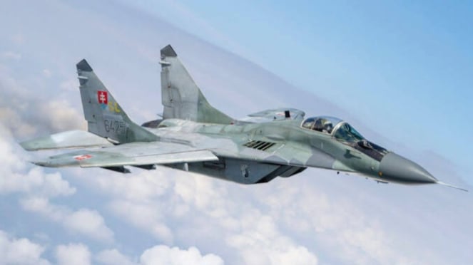 Vista militar: Micoike MIG-29 Ejército Slovaquia Fighter Jets