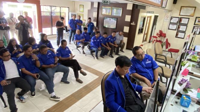 PN Bojonegoro Digeruduk Puluhan Kader Demokrat Pendukung AHY
