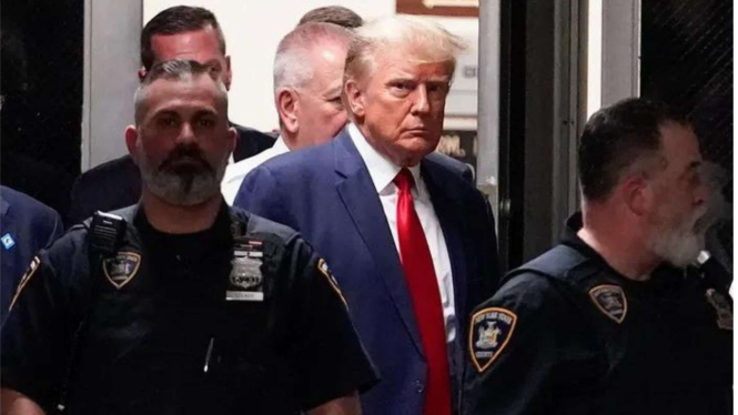 Donald Trump tiba di pengadilan New York