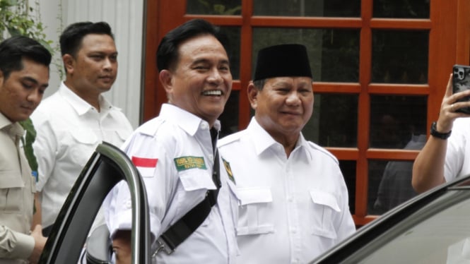 Pertemuan Prabowo Subianto dengan Yusril Ihza Mahendra