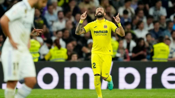 Pemain Villarreal Jose Luis Morales rayakan gol ke gawang Real Madrid